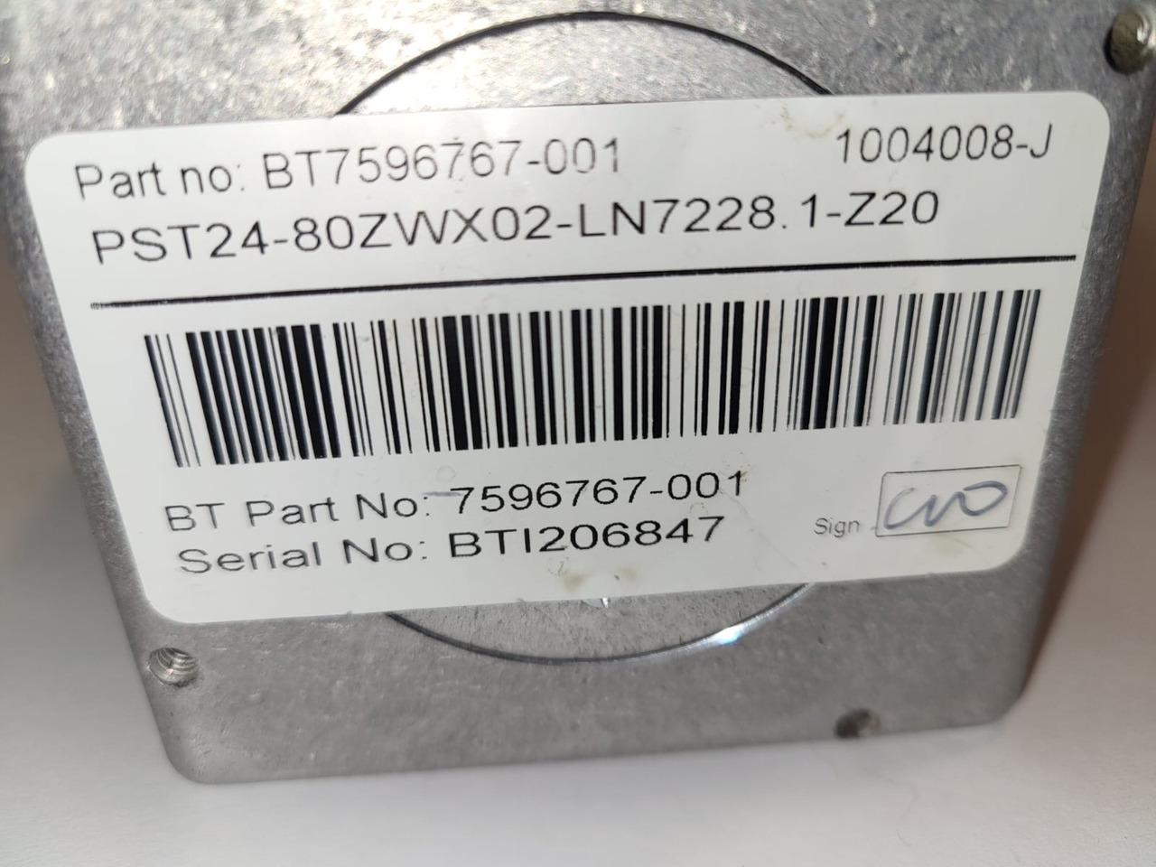 BT steering motor 7596767001 - Запчасти для Погрузочно-разгрузочной техники: фото 1 BT steering motor 7596767001 - Запчасти для Погрузочно-разгрузочной техники: фото 1