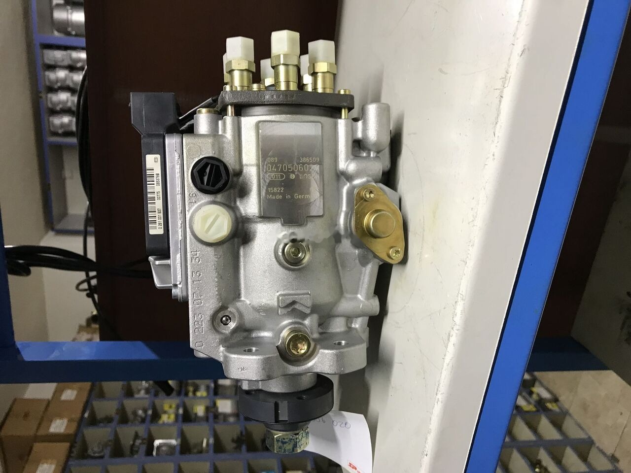 Bosch 2018 51965010612 MAN - Топливный насос для Грузовиков: фото 1 Bosch 2018 51965010612 MAN - Топливный насос для Грузовиков: фото 1