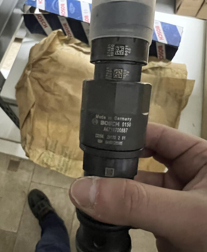 Bosch Euro 6 0445120385 Bosch Mercedes Euro 6 - Распределитель впрыска для Грузовиков: фото 3 Bosch Euro 6 0445120385 Bosch Mercedes Euro 6 - Распределитель впрыска для Грузовиков: фото 3