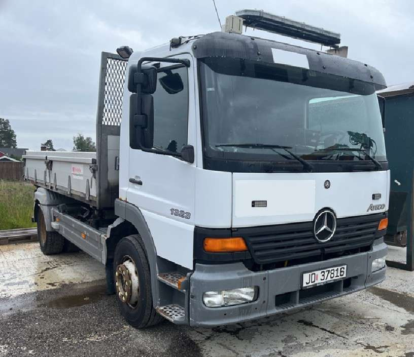 2004 Mercedes-Benz Tipp - EU-godkjent - Самосвал: фото 2 2004 Mercedes-Benz Tipp - EU-godkjent - Самосвал: фото 2