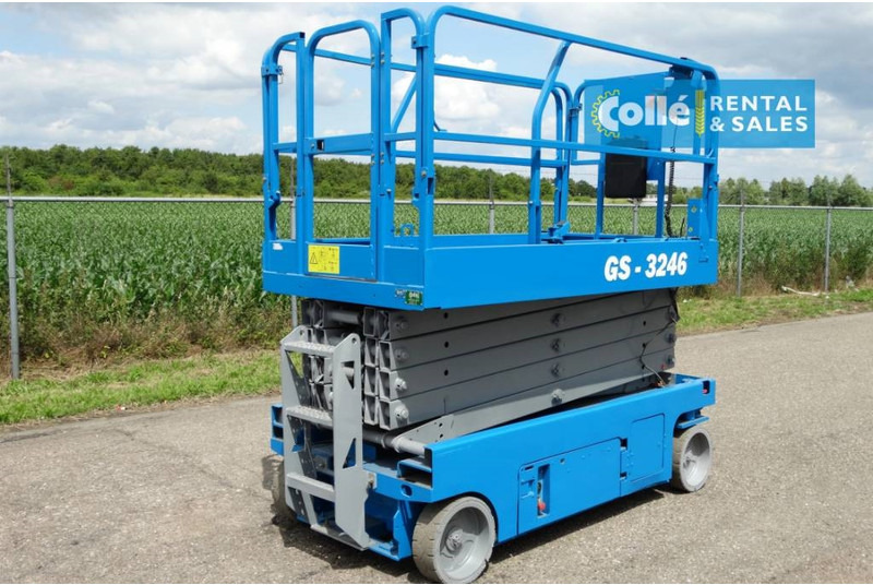 Genie GS 3246 | 2012 - Ножничный подъемник: фото 4 Genie GS 3246 | 2012 - Ножничный подъемник: фото 4