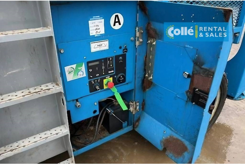 Ножничный подъемник Genie GS 3390 | 2008: фото 8 Ножничный подъемник Genie GS 3390 | 2008: фото 8