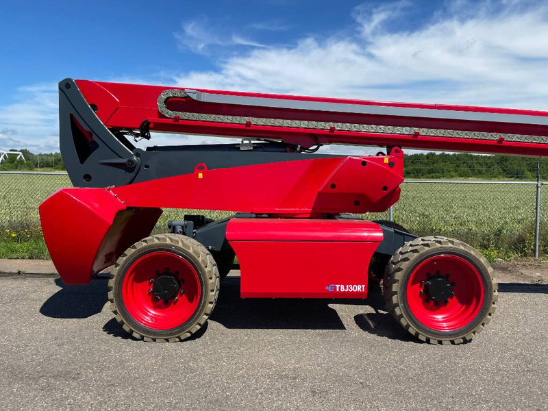 MAGNI ETBJ 30 RT ETBJ30RT 30M FULL ELECTRIC BOOM 454KG! - Телескопический подъемник: фото 5 MAGNI ETBJ 30 RT ETBJ30RT 30M FULL ELECTRIC BOOM 454KG! - Телескопический подъемник: фото 5