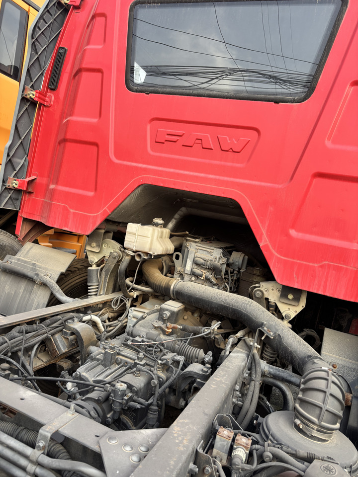 FAW  - Тягач: фото 3 FAW  - Тягач: фото 3