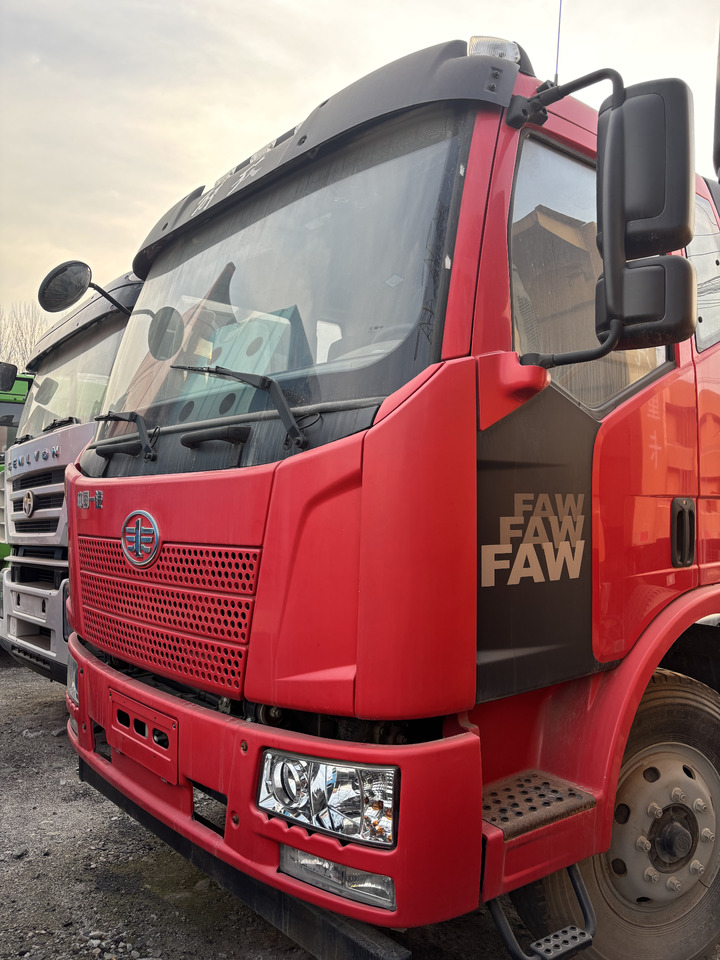 FAW  - Тягач: фото 1 FAW  - Тягач: фото 1