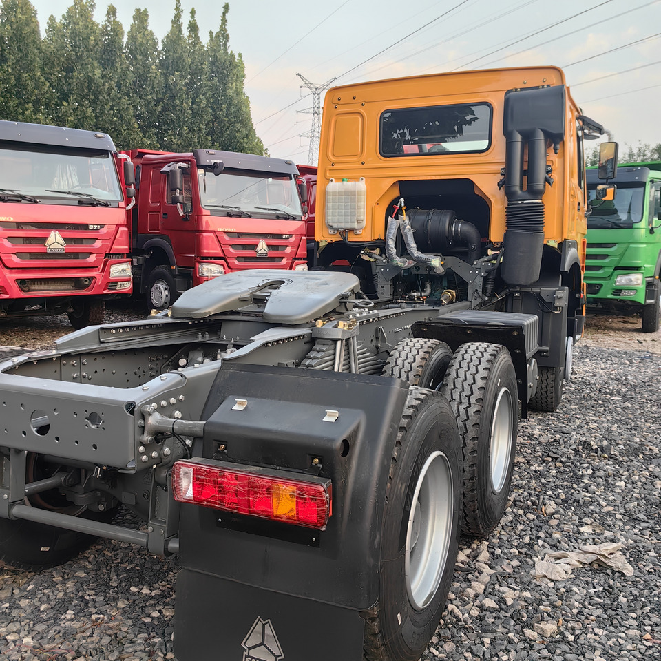 SINOTRUCK HOWO TRACTOR - Тягач: фото 4 SINOTRUCK HOWO TRACTOR - Тягач: фото 4