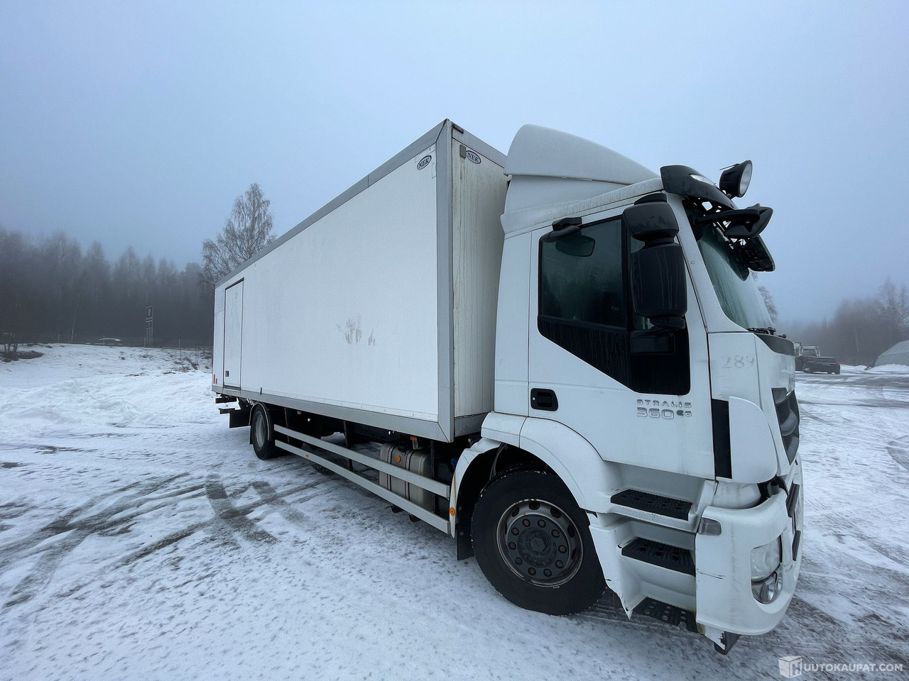 Iveco Stralis, 2015 Umpikori Kuorma-auto, Hämeenlinna - Грузовик с закрытым кузовом: фото 3 Iveco Stralis, 2015 Umpikori Kuorma-auto, Hämeenlinna - Грузовик с закрытым кузовом: фото 3
