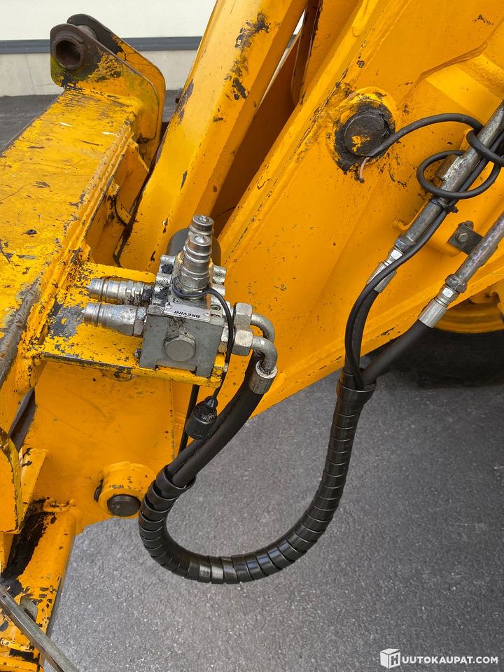 Телескопический погрузчик JCB 541-70 Agri Super, 2006, Seinäjoki: фото 11 Телескопический погрузчик JCB 541-70 Agri Super, 2006, Seinäjoki: фото 11