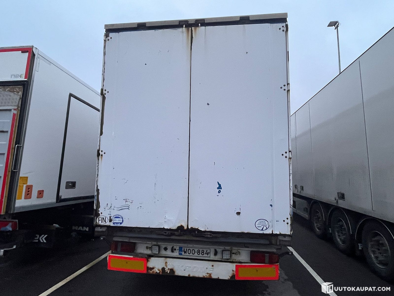 Тентованный полуприцеп Krone SDP 27 baler semi-trailer, 2007, Vantaa: фото 15