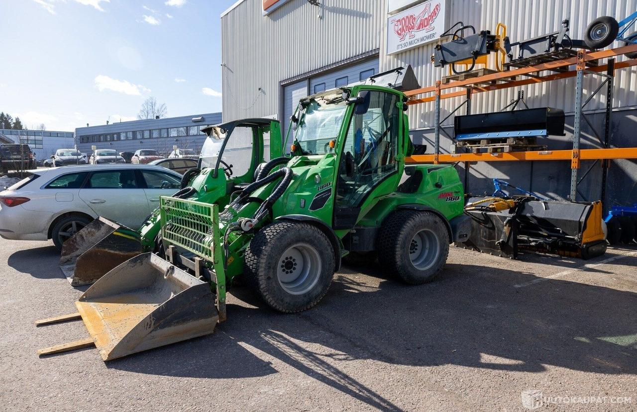 Avant 860 GT-ohjaamolla, 2022, Diesel, 1 000 h, Helsinki - Сельскохозяйственная техника: фото 1 Avant 860 GT-ohjaamolla, 2022, Diesel, 1 000 h, Helsinki - Сельскохозяйственная техника: фото 1