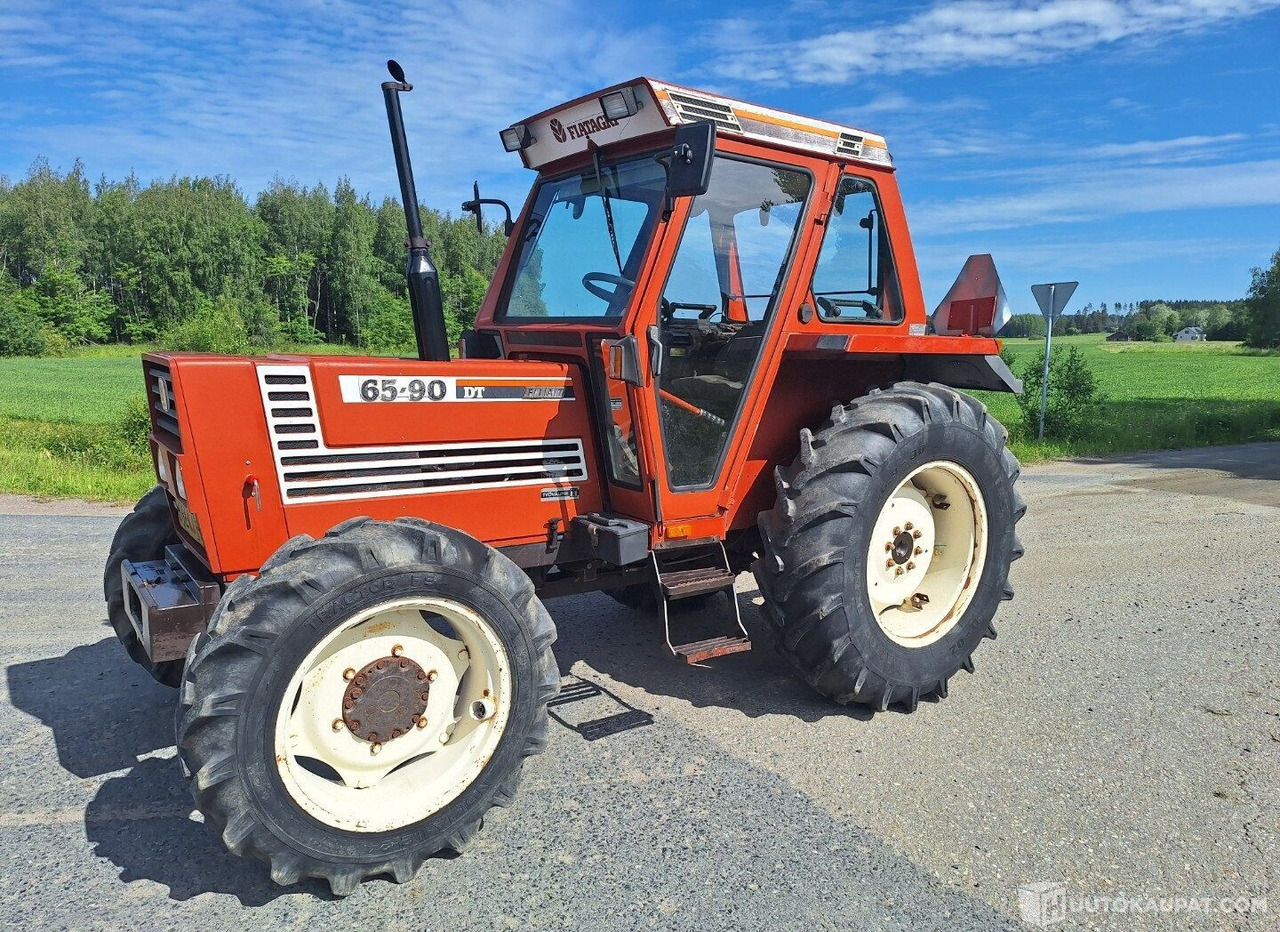 Fiat 65-90, 1988, 3.7 l, Diesel, 9 090 h Traktori, Akaa - Сельскохозяйственная техника: фото 1 Fiat 65-90, 1988, 3.7 l, Diesel, 9 090 h Traktori, Akaa - Сельскохозяйственная техника: фото 1