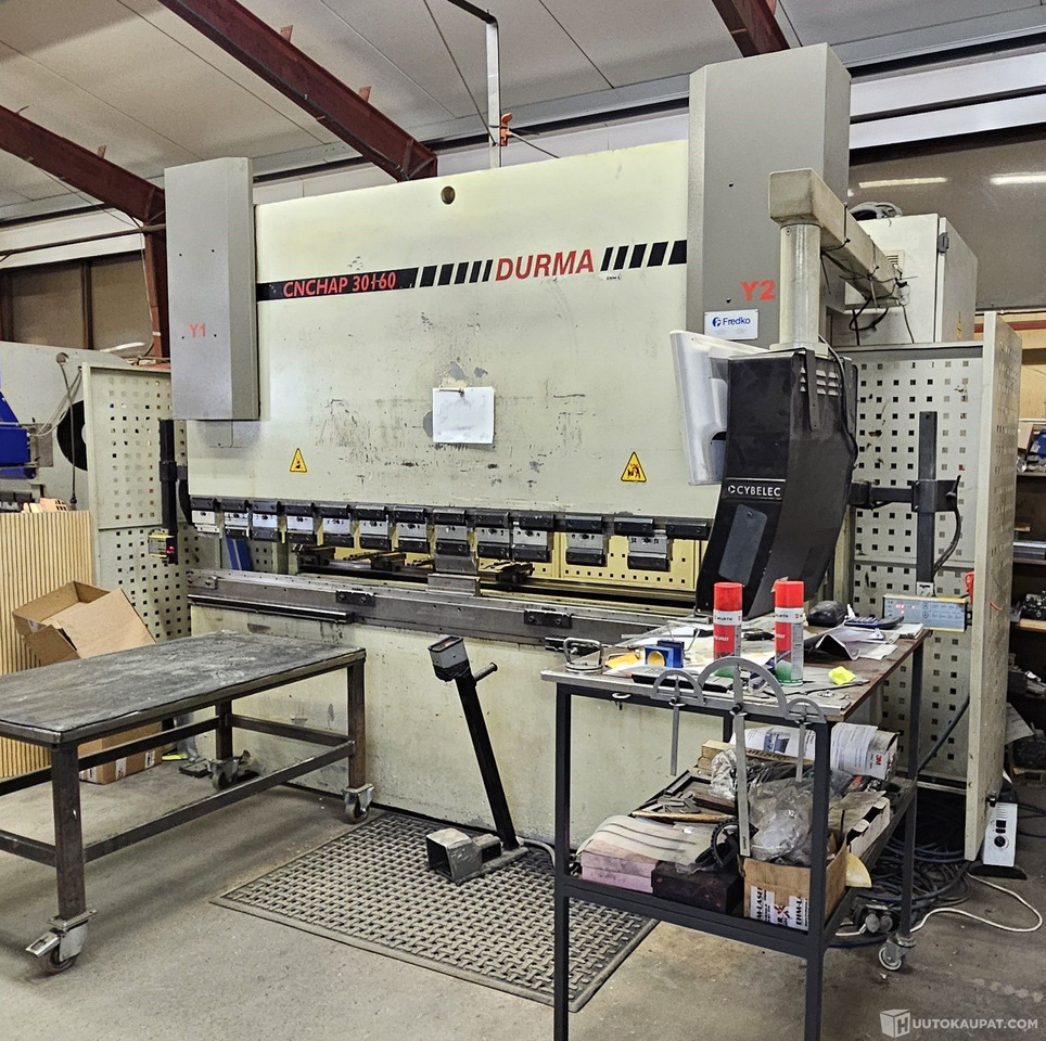 Durma CNC HAP 30160, 2004, Hämeenlinna - Строительная техника: фото 2 Durma CNC HAP 30160, 2004, Hämeenlinna - Строительная техника: фото 2