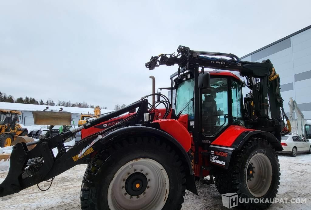 Huddig 1260 C Kronos, 2014, 9 000 h Traktorikuormaaja, Kerava - Строительная техника: фото 4 Huddig 1260 C Kronos, 2014, 9 000 h Traktorikuormaaja, Kerava - Строительная техника: фото 4