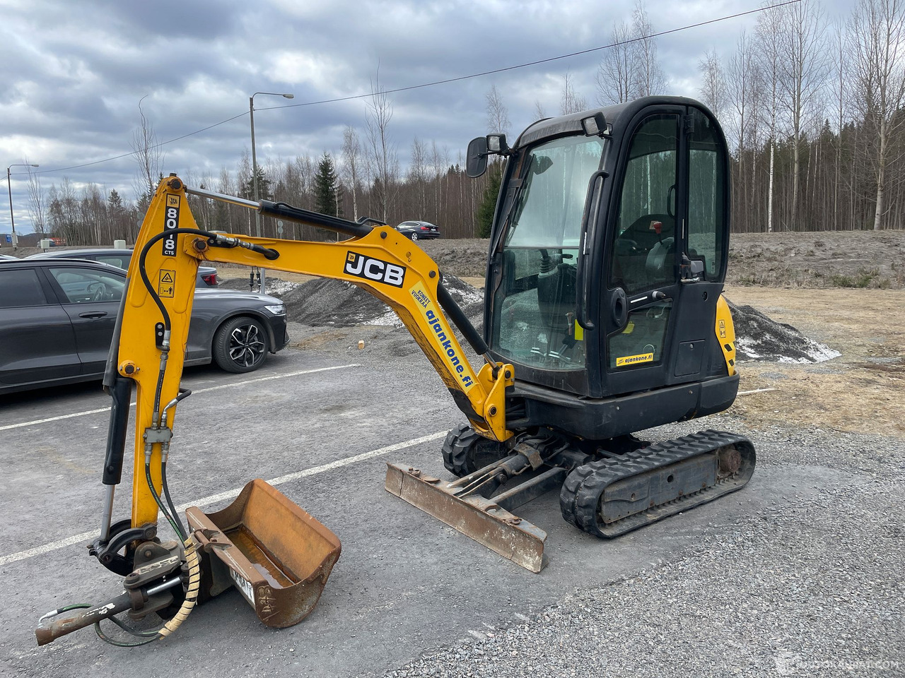 JCB 8081 Kaivinkone, Leviävällä alavaunulla, Muurame - Строительная техника: фото 1 JCB 8081 Kaivinkone, Leviävällä alavaunulla, Muurame - Строительная техника: фото 1