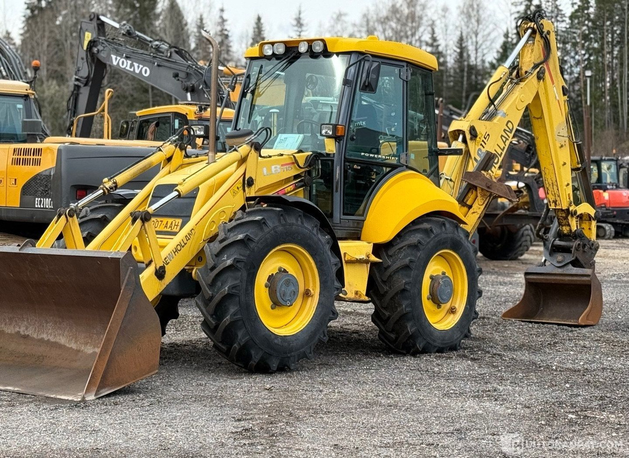 New Holland LB115 4PS, Traktorikaivuri, 7900h, 2001, Lahti - Строительная техника: фото 2 New Holland LB115 4PS, Traktorikaivuri, 7900h, 2001, Lahti - Строительная техника: фото 2