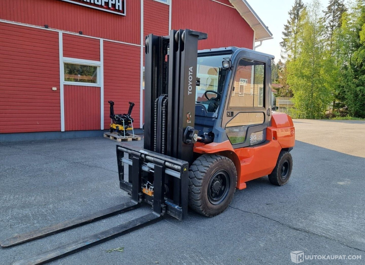 Toyota 42-7 FD 45, 2011, Diesel, 3 800 h, Seinäjoki - Строительная техника: фото 2 Toyota 42-7 FD 45, 2011, Diesel, 3 800 h, Seinäjoki - Строительная техника: фото 2