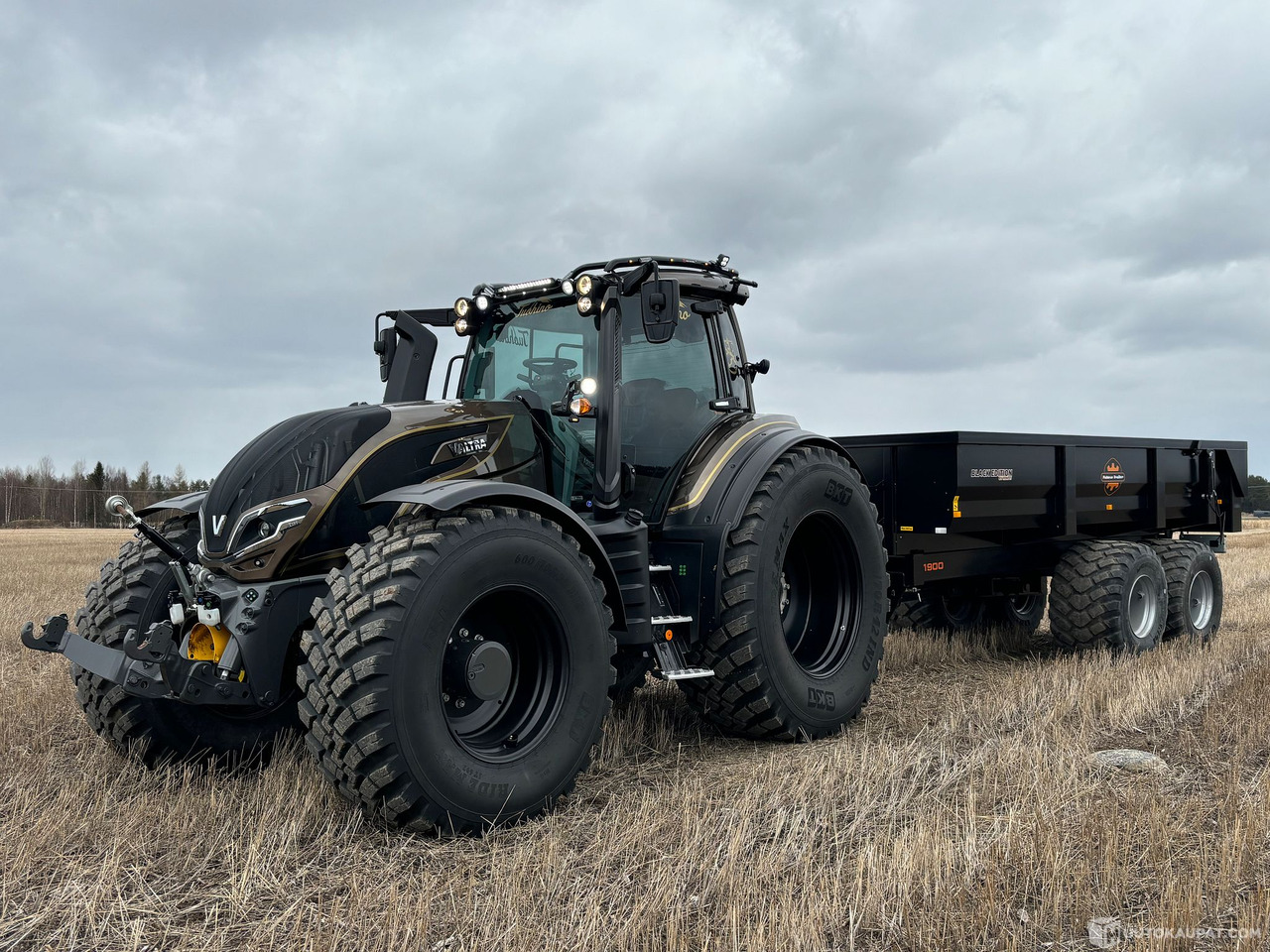 Valtra T 195 + Palmse Trailer, 2024 Tästä kylän komein yhdistelmä!, Kempele - Трактор: фото 1 Valtra T 195 + Palmse Trailer, 2024 Tästä kylän komein yhdistelmä!, Kempele - Трактор: фото 1
