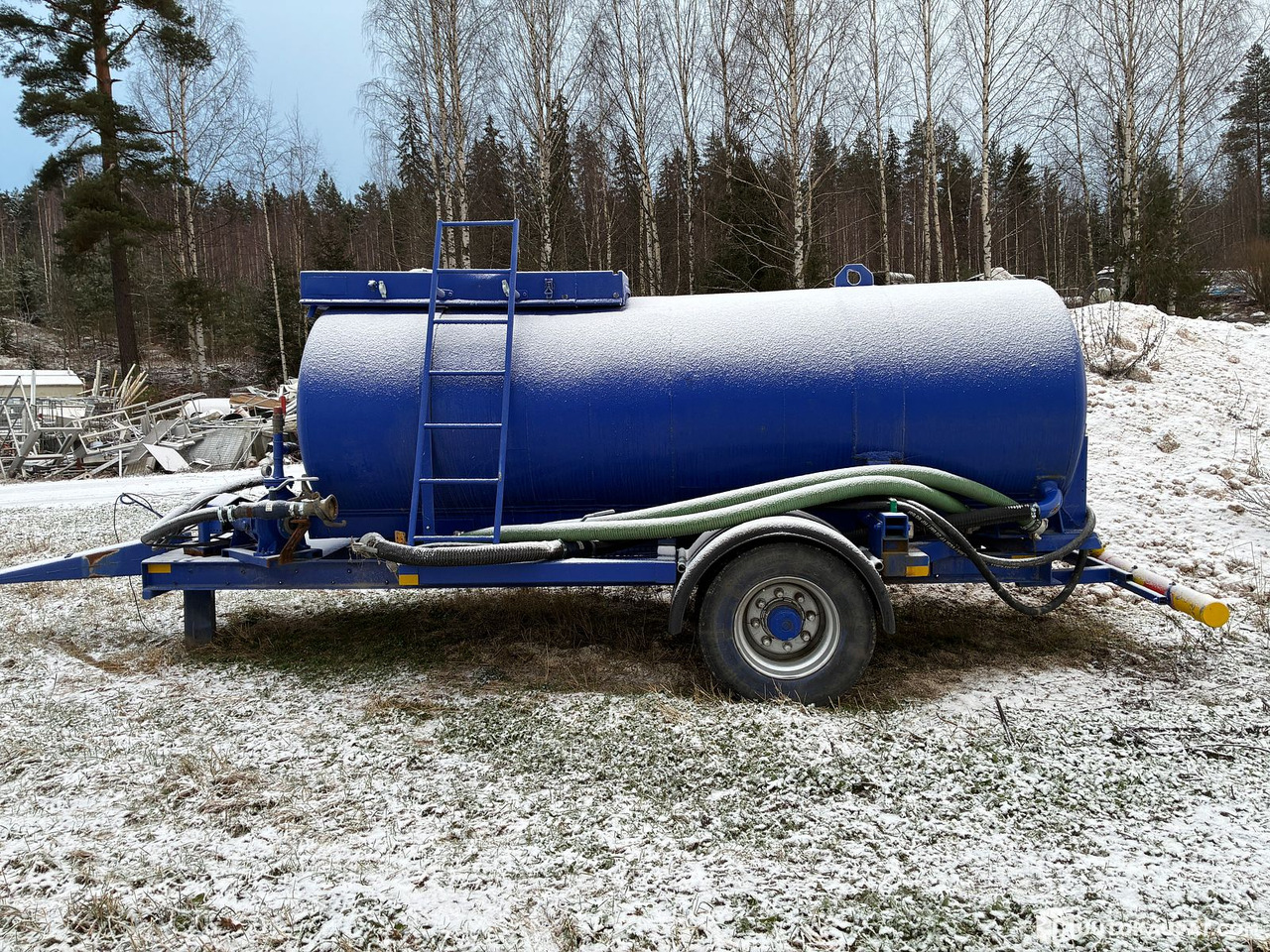 Brand water trailer, Pälkäne - Прицеп-цистерна: фото 1 Brand water trailer, Pälkäne - Прицеп-цистерна: фото 1