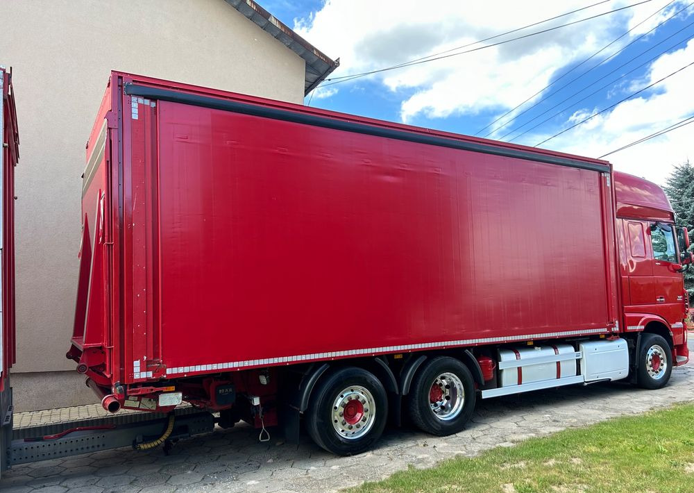 DAF XF 510 NAPOJÓWKA z Niemiec Retarder TOP ALUFELGI / FULL OPCJA / super space 106.510 106.460 480 530 najlepszy motor 6x2 26.510 26.460 - Тентованный грузовик: фото 5 DAF XF 510 NAPOJÓWKA z Niemiec Retarder TOP ALUFELGI / FULL OPCJA / super space 106.510 106.460 480 530 najlepszy motor 6x2 26.510 26.460 - Тентованный грузовик: фото 5