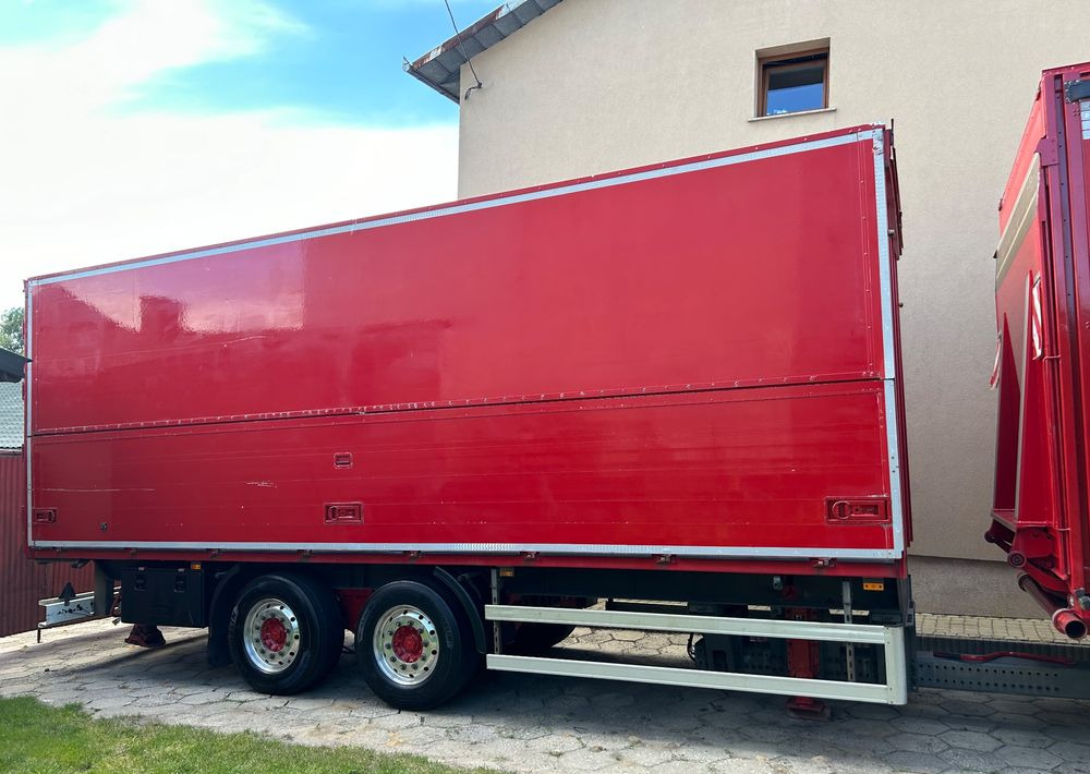 DAF XF 510 NAPOJÓWKA z Niemiec Retarder TOP ALUFELGI / FULL OPCJA / super space 106.510 106.460 480 530 najlepszy motor 6x2 26.510 26.460 - Тентованный грузовик: фото 4 DAF XF 510 NAPOJÓWKA z Niemiec Retarder TOP ALUFELGI / FULL OPCJA / super space 106.510 106.460 480 530 najlepszy motor 6x2 26.510 26.460 - Тентованный грузовик: фото 4