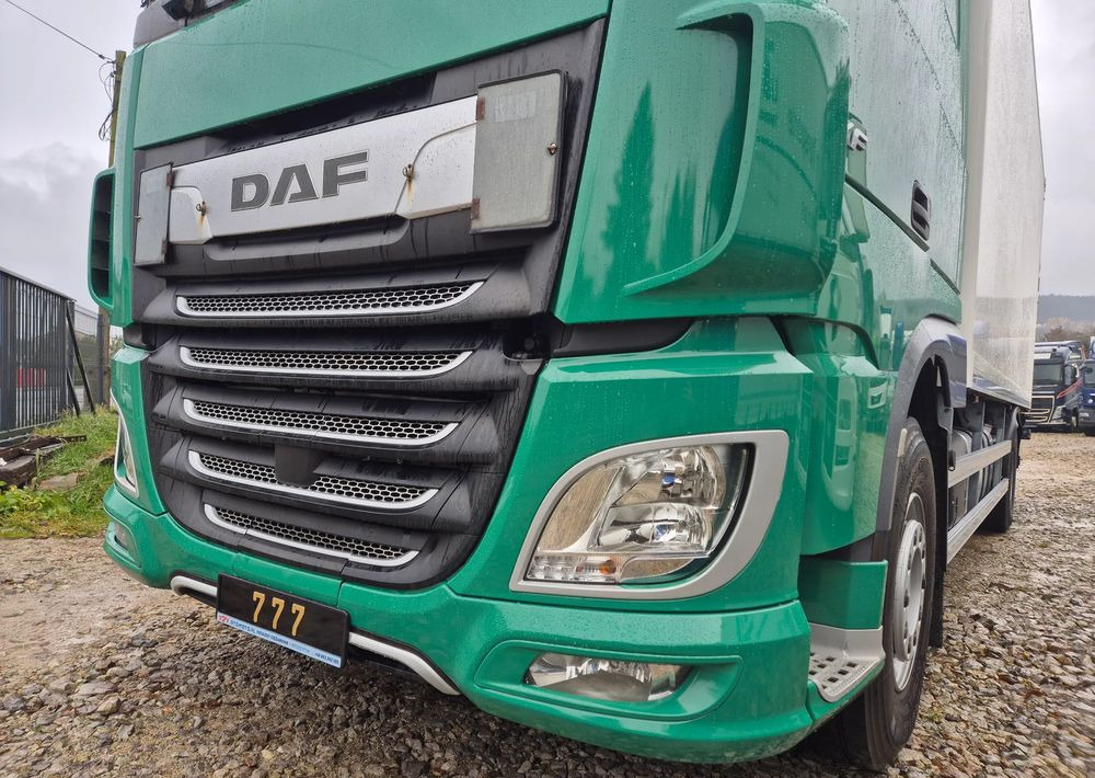 DAF XF ORYGINALNY PRZEBIEG z Niemiec / TANDEM ZESTAW PRZEJAZDOWY Z WINDĄ - Грузовик с закрытым кузовом: фото 2 DAF XF ORYGINALNY PRZEBIEG z Niemiec / TANDEM ZESTAW PRZEJAZDOWY Z WINDĄ - Грузовик с закрытым кузовом: фото 2