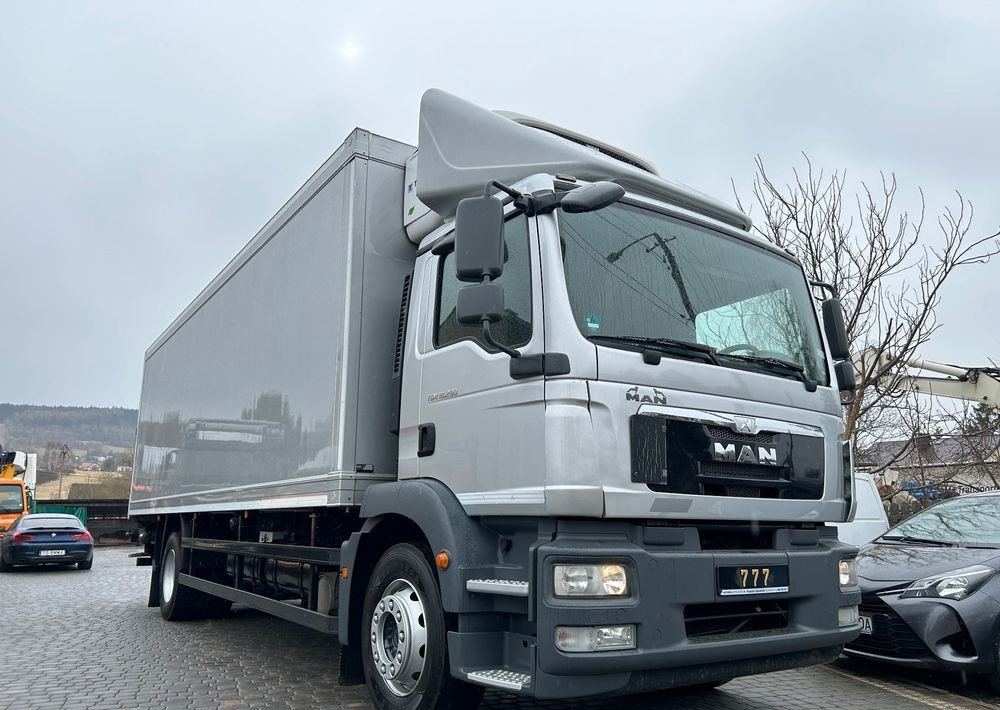MAN TGM 18.290 TK 1200 R Spectrum THERMO King z Niemiec 8m / 20 palet / winda Klima / OKAZJA - Рефрижератор: фото 3 MAN TGM 18.290 TK 1200 R Spectrum THERMO King z Niemiec 8m / 20 palet / winda Klima / OKAZJA - Рефрижератор: фото 3