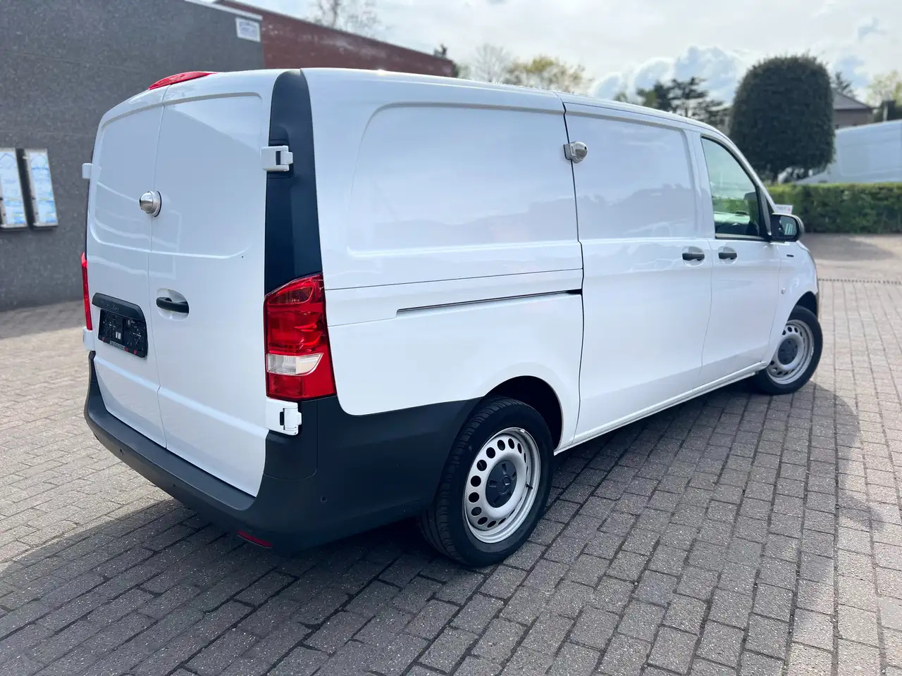 Mercedes-Benz Vito eVito 41kWh A2 (11.750€ex) PTS | Carplay | Came - Цельнометаллический фургон: фото 3 Mercedes-Benz Vito eVito 41kWh A2 (11.750€ex) PTS | Carplay | Came - Цельнометаллический фургон: фото 3