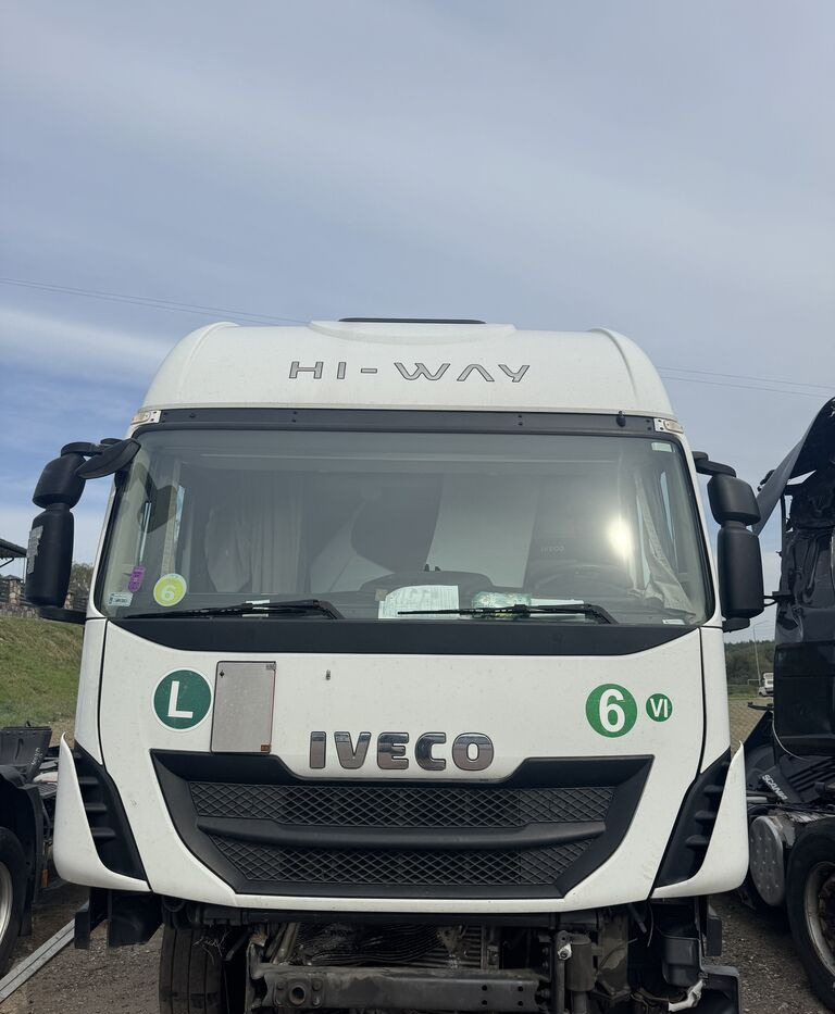 IVECO STRALIS HI-WAY E6 truck - Кабина для Грузовиков: фото 1 IVECO STRALIS HI-WAY E6 truck - Кабина для Грузовиков: фото 1