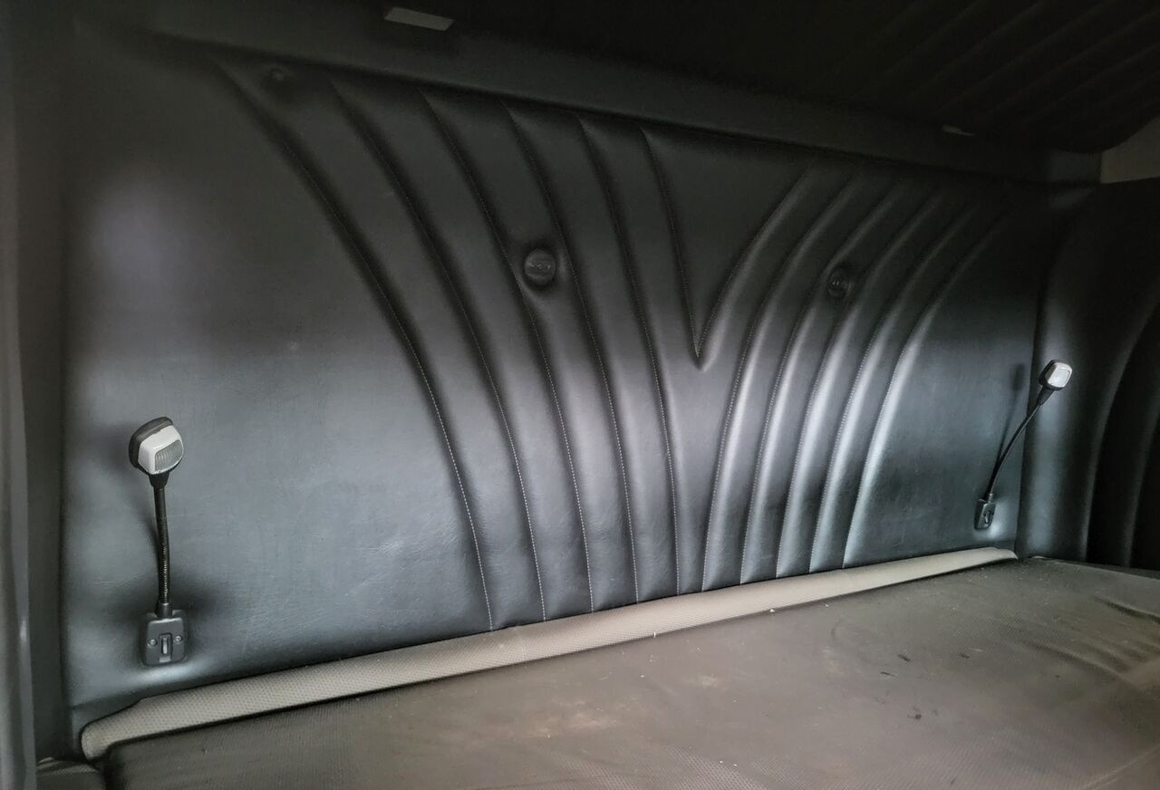 Scania SCANIA R truck - Кабина и интерьер для Грузовиков: фото 4 Scania SCANIA R truck - Кабина и интерьер для Грузовиков: фото 4