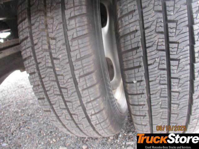 FUSO Canter 3C15 - Малотоннажный фургон: фото 2 FUSO Canter 3C15 - Малотоннажный фургон: фото 2