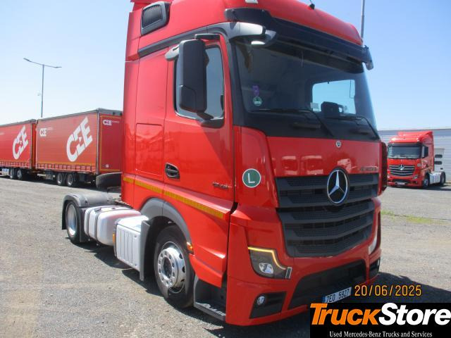 Mercedes-Benz Actros 1845 LS nRL - Тягач: фото 2 Mercedes-Benz Actros 1845 LS nRL - Тягач: фото 2