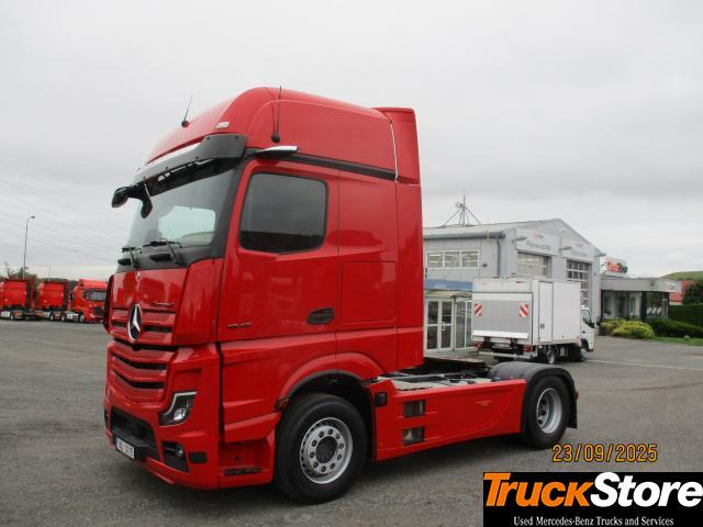 Mercedes-Benz Actros 1848 LS - Тягач: фото 1 Mercedes-Benz Actros 1848 LS - Тягач: фото 1
