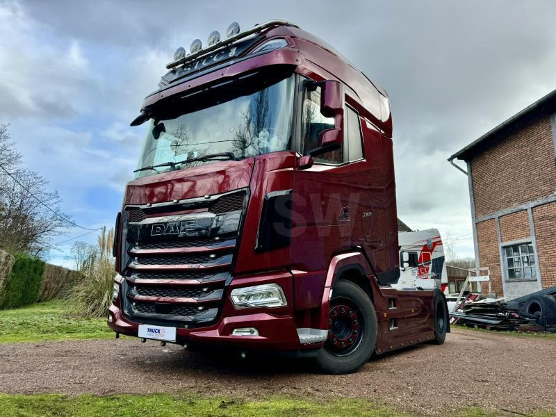 DAF XG + 530 FT + - Тягач: фото 3 DAF XG + 530 FT + - Тягач: фото 3