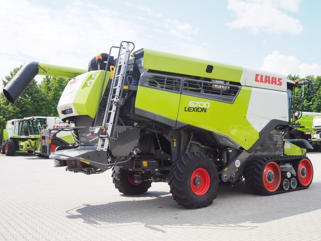 Claas Lexion 6700TT GPS + V770 - Зерноуборочный комбайн: фото 3 Claas Lexion 6700TT GPS + V770 - Зерноуборочный комбайн: фото 3