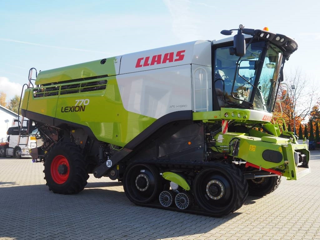 Claas Lexion 770TT 4x4 + V1200 - Зерноуборочный комбайн: фото 4 Claas Lexion 770TT 4x4 + V1200 - Зерноуборочный комбайн: фото 4