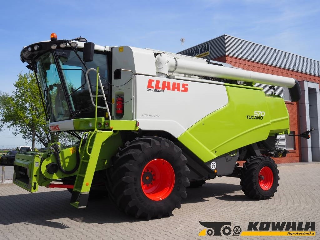 Claas Tucano 570 GPS + V770 - Зерноуборочный комбайн: фото 1 Claas Tucano 570 GPS + V770 - Зерноуборочный комбайн: фото 1