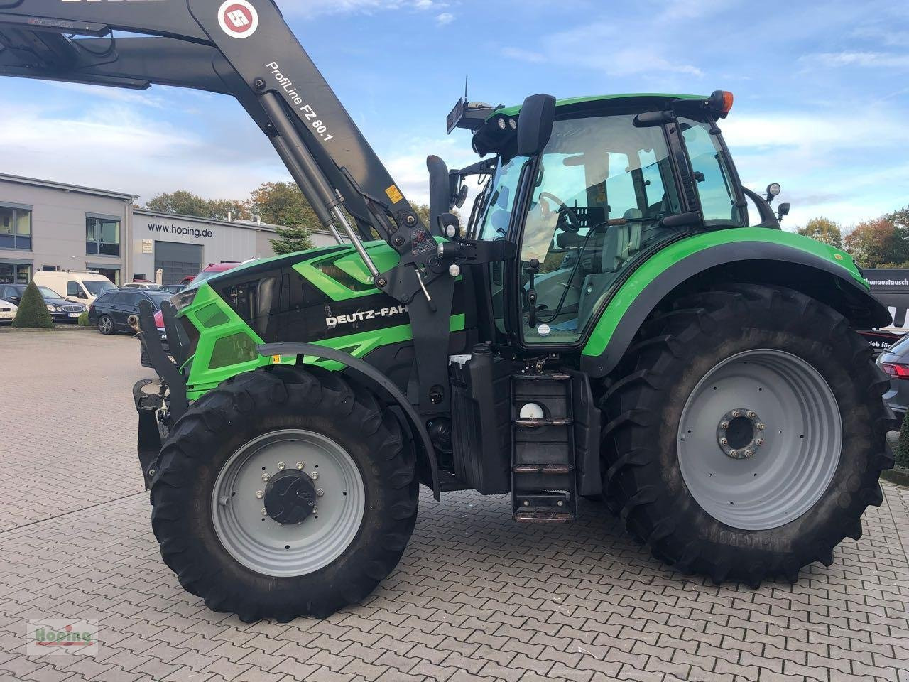 Deutz-Fahr 6215 Agrotron TTV - Трактор: фото 3 Deutz-Fahr 6215 Agrotron TTV - Трактор: фото 3