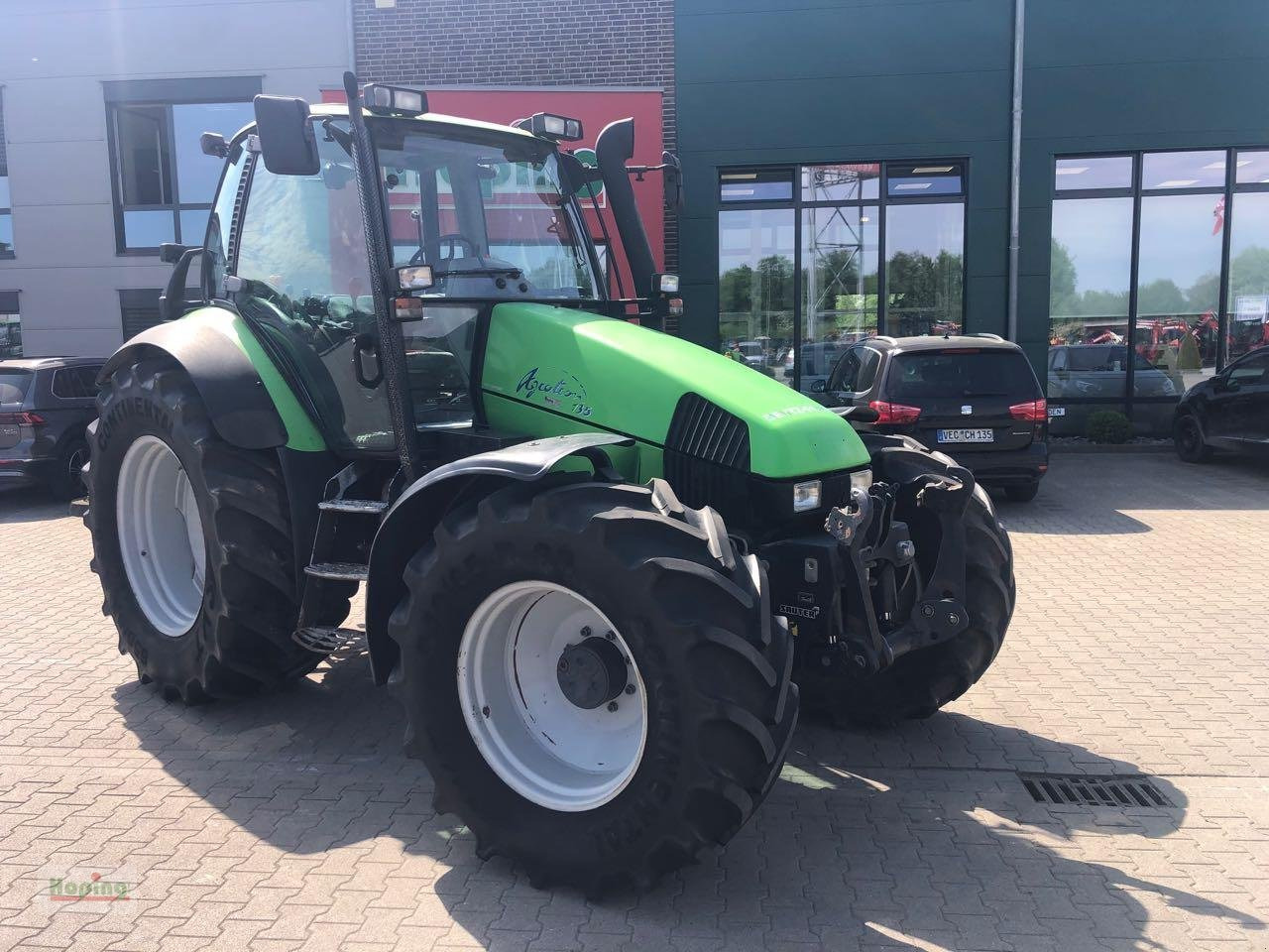 Deutz-Fahr Agrotron 135 - Трактор: фото 1 Deutz-Fahr Agrotron 135 - Трактор: фото 1