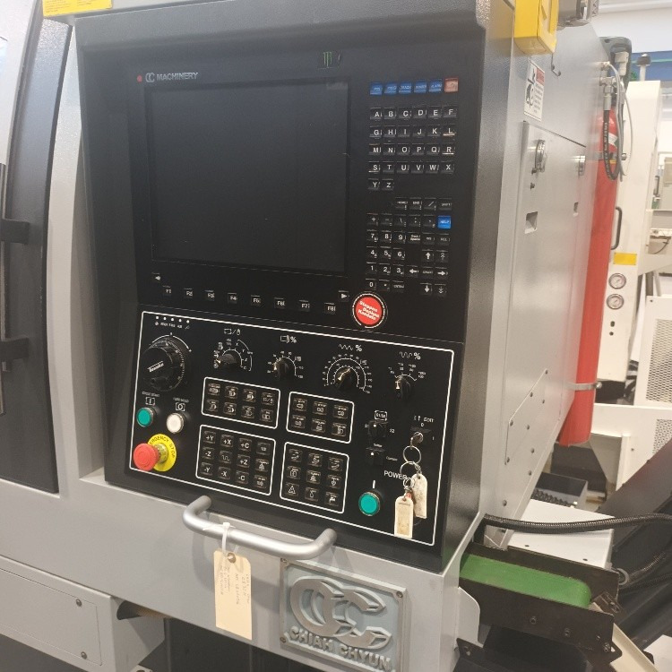 Tornio a controllo numerico Chiah Chyun CB-32M - Металлообрабатывающий станок: фото 4 Tornio a controllo numerico Chiah Chyun CB-32M - Металлообрабатывающий станок: фото 4