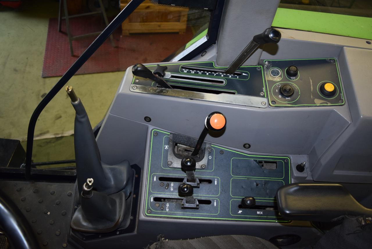 Трактор Deutz-Fahr Agrostar 6.08: фото 12