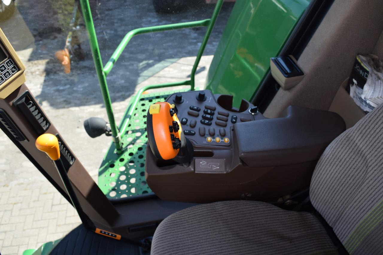 John Deere W 650 в лизинг John Deere W 650: фото 7 John Deere W 650 в лизинг John Deere W 650: фото 7