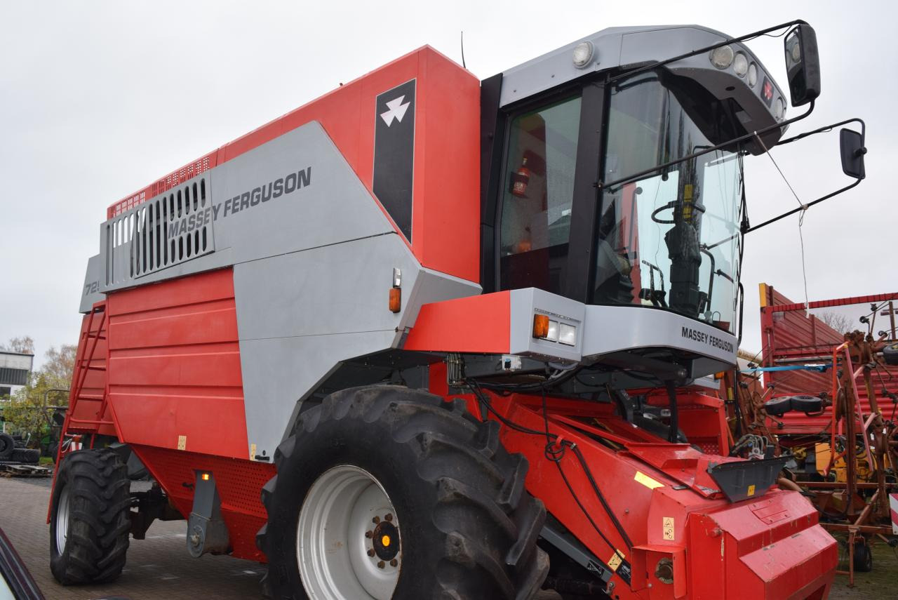 Massey Ferguson MF 7256 *4x4* - Зерноуборочный комбайн: фото 2 Massey Ferguson MF 7256 *4x4* - Зерноуборочный комбайн: фото 2