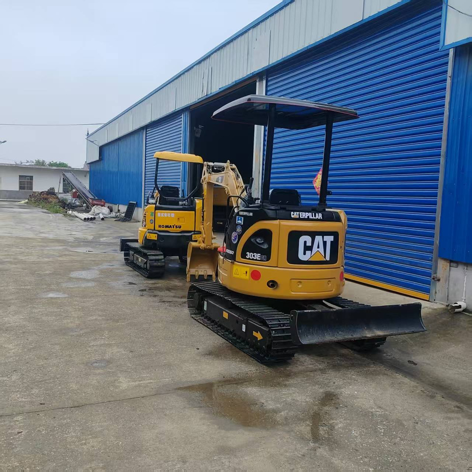 CATERPILLAR 303ECR - Мини-экскаватор: фото 1 CATERPILLAR 303ECR - Мини-экскаватор: фото 1