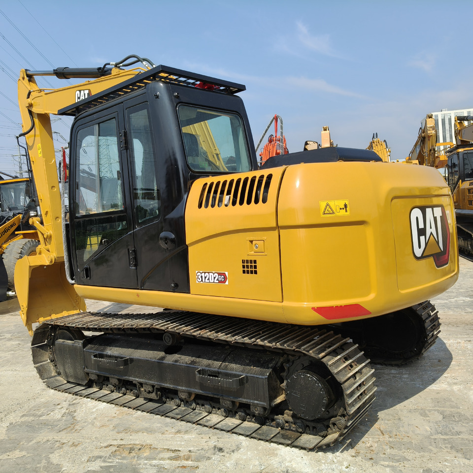 CATERPILLAR 312D2GC - Гусеничный экскаватор: фото 1 CATERPILLAR 312D2GC - Гусеничный экскаватор: фото 1