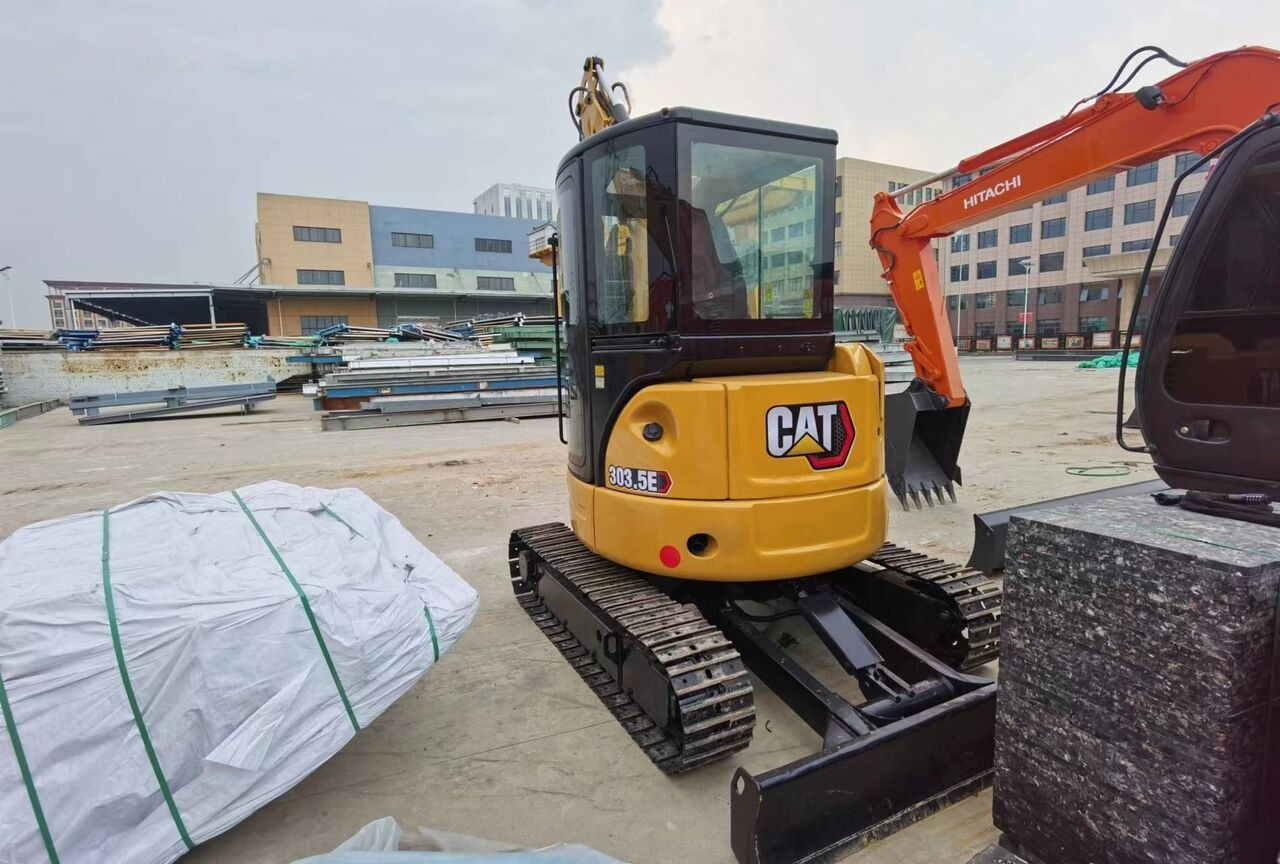 Caterpillar 303.5E - Мини-экскаватор: фото 1 Caterpillar 303.5E - Мини-экскаватор: фото 1