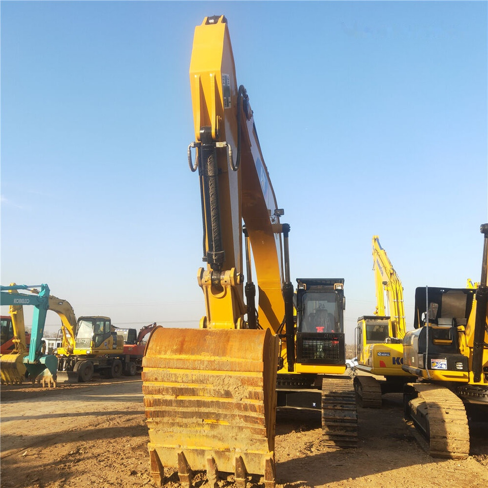Caterpillar 340D2 - Гусеничный экскаватор: фото 3 Caterpillar 340D2 - Гусеничный экскаватор: фото 3