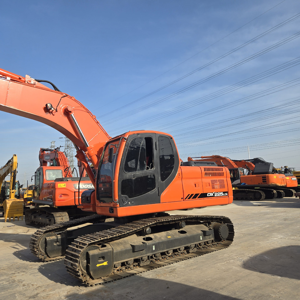 DOOSAN DX225LCA - Гусеничный экскаватор: фото 3 DOOSAN DX225LCA - Гусеничный экскаватор: фото 3