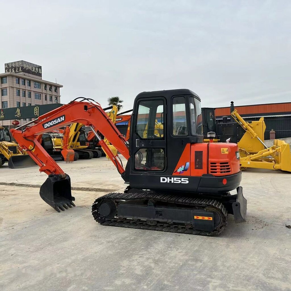 Doosan DH55 - Мини-экскаватор: фото 2 Doosan DH55 - Мини-экскаватор: фото 2