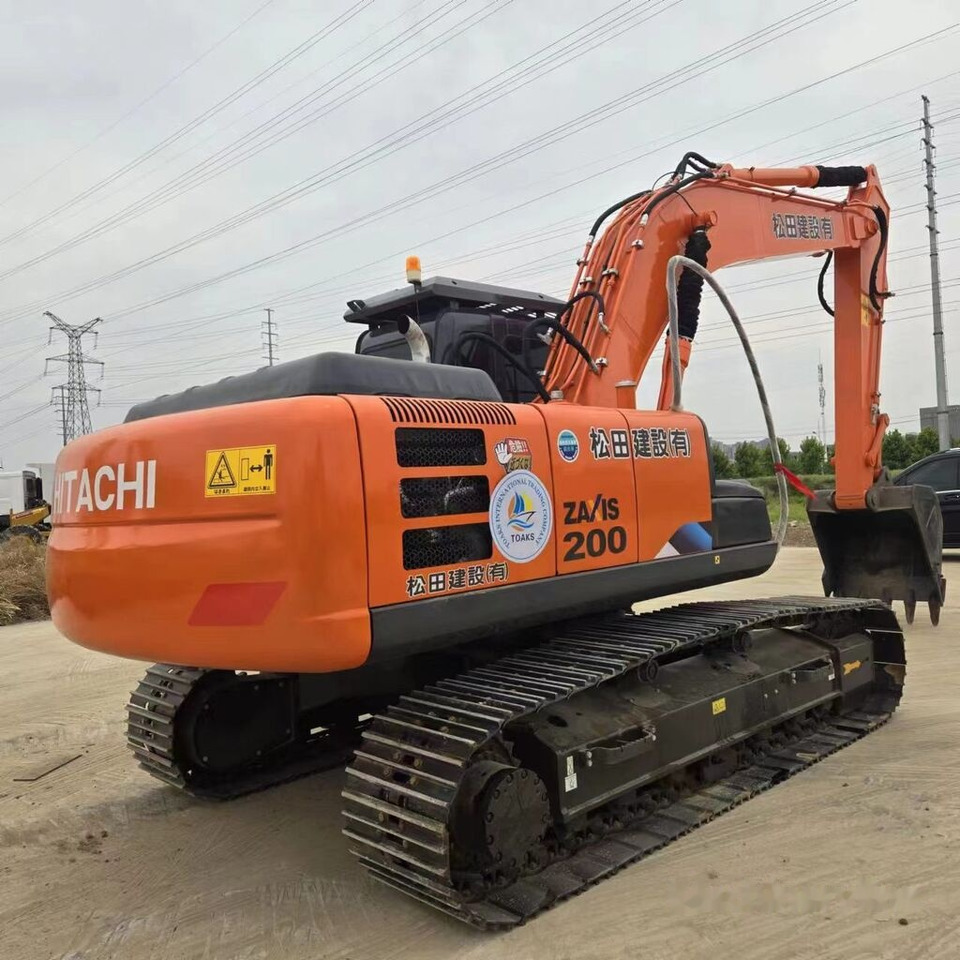 Hitachi ZX200 - Гусеничный экскаватор: фото 1 Hitachi ZX200 - Гусеничный экскаватор: фото 1