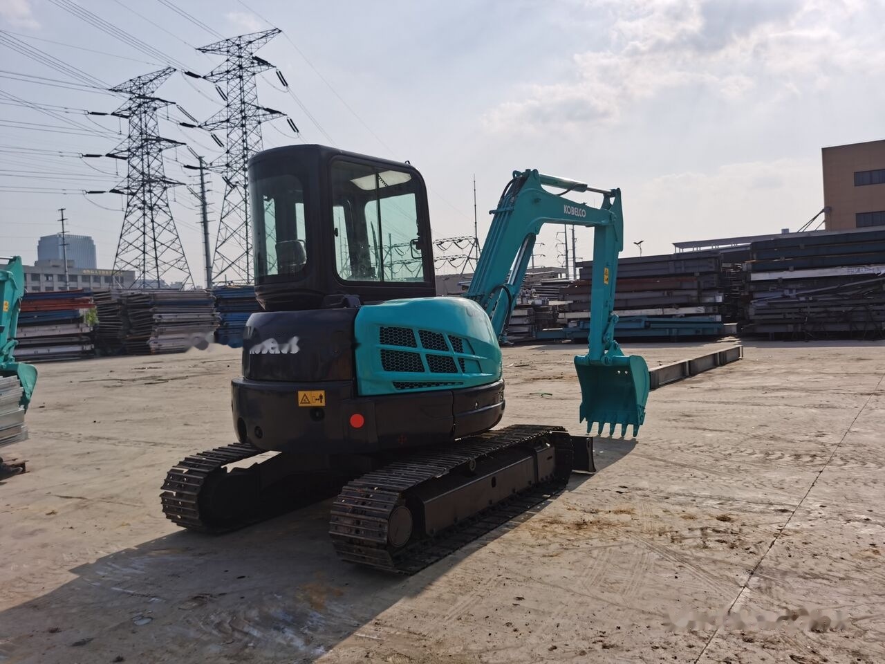 Kobelco SK55SR - Мини-экскаватор: фото 4 Kobelco SK55SR - Мини-экскаватор: фото 4